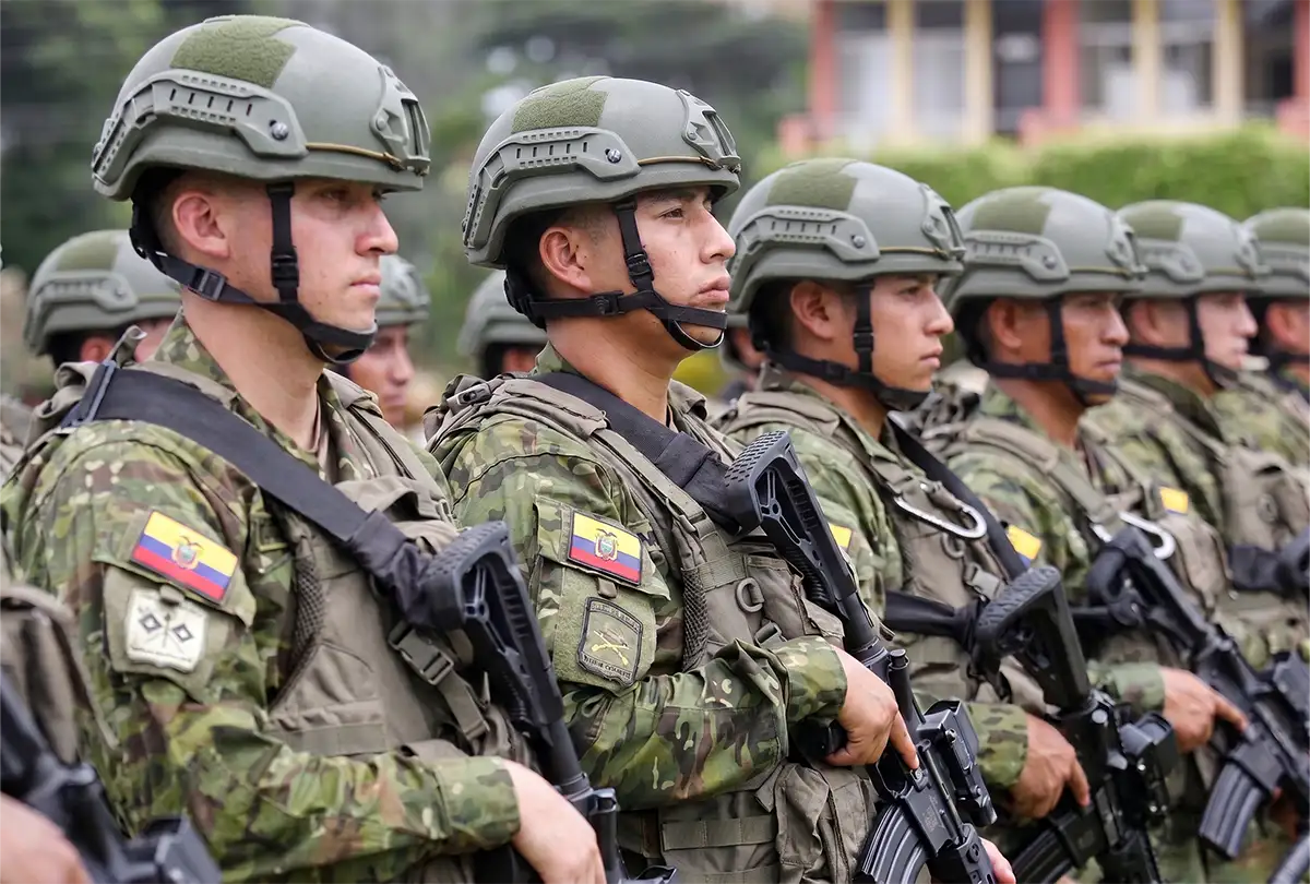2 mil aspirantes especialistas espera reclutar el Ejército