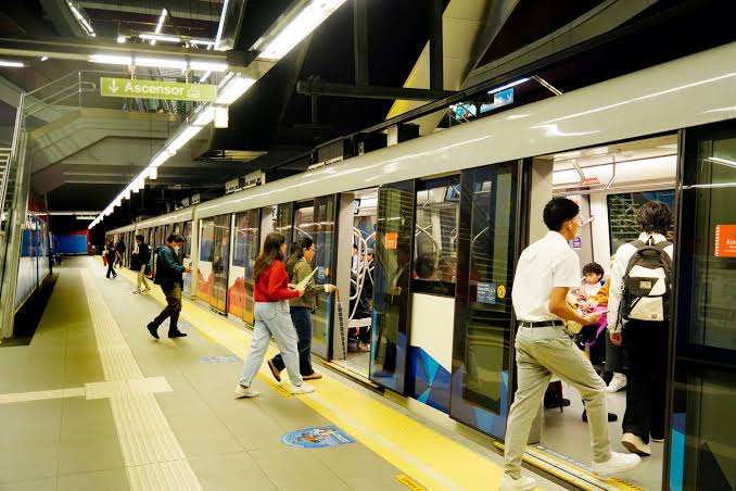Metro vuelve a operar con normalidad tras inundación en El Labrador